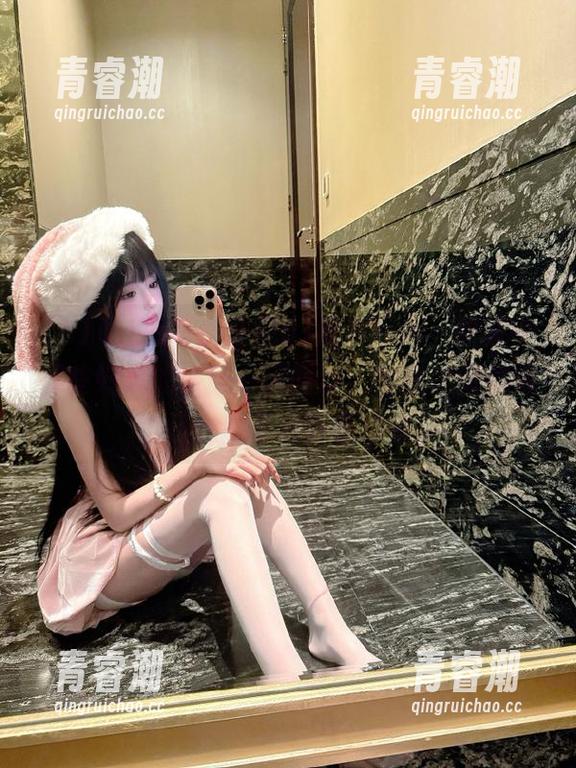 每次登录51吃瓜fun，弹幕中那些好玩的话题一闪而过，恍惚之间觉得自己也成了八卦参与者。
