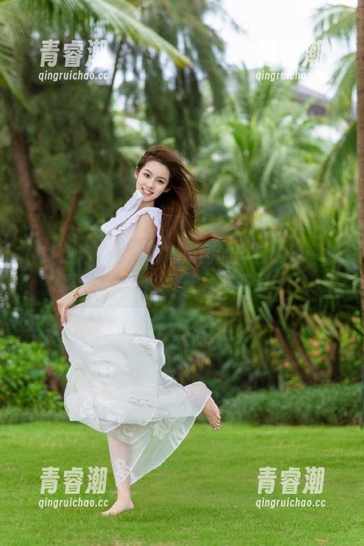 51热门吃瓜网的链接就像一条美丽小船，引我驶入桃花源……