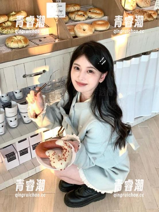 别犹豫，穿越传送门，吃瓜网51爆料带你进入瓜田世界，轻松种一地八卦！