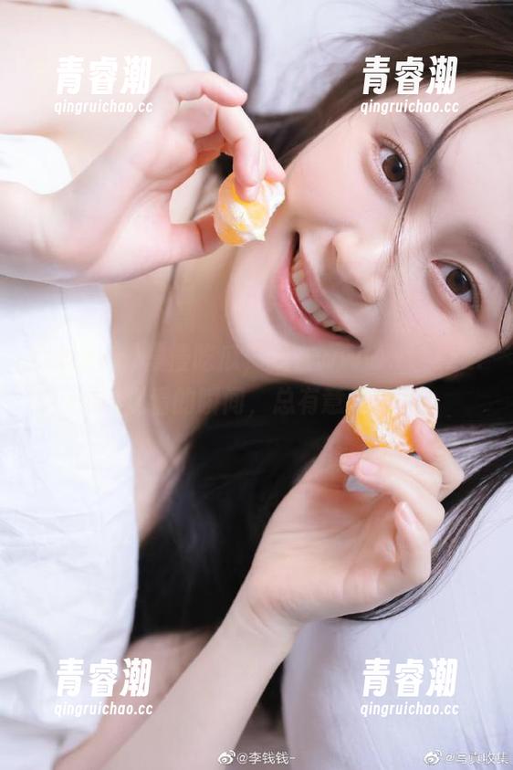 慢慢吃瓜，我在www.tttzzz.com观看的瞬间，总有意外惊喜。