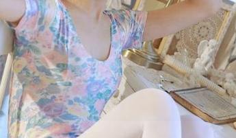 分享一小段我在www51cg刷到的的小视频，感觉我都要变成专业吃瓜群众！