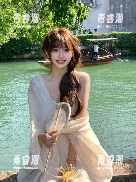当你漫无目的的滑着zztt38.ccm，视频就这样把人瞬间吸引住，心甘情愿地浪费时光！