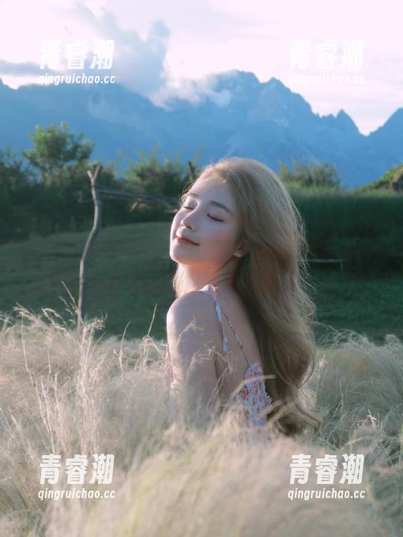 幸亏有“zztt11”的视频陪伴，才让我在这无聊的日子里稍微乐呵乐呵！
