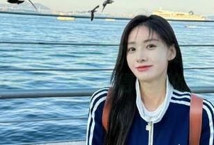 五一吃瓜官网网页版：传送门带你看瓜，谁还记得外面的阳光？
