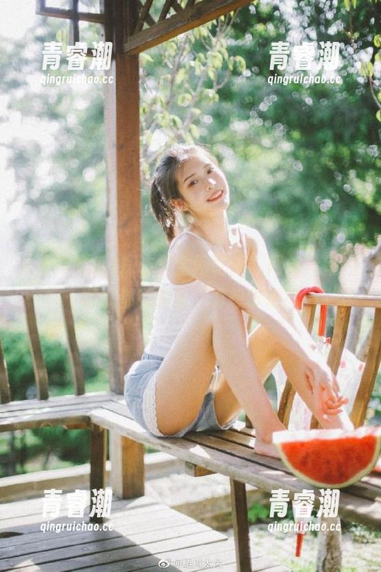 探访“全网吃瓜”网站，每一颗瓜都有故事，真想听听！