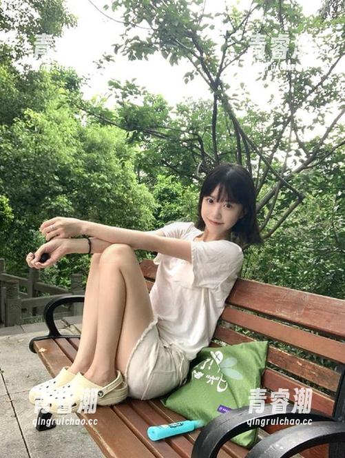 全网吃瓜 沉迷网站全网吃瓜,年末爆料快给我来一份吸血鬼剧本