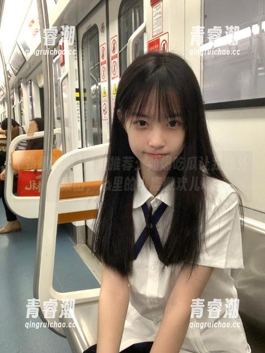 劲爆吃瓜 网址推荐:劲爆吃瓜让我意外频出,心里的小鹿撒欢儿!