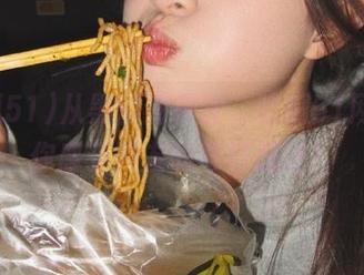 从黑料到神评，吃瓜51网站带你感受网友的奇妙想法！