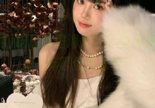 吃瓜网里海角社区的资源，像黑洞一样等你来探索！