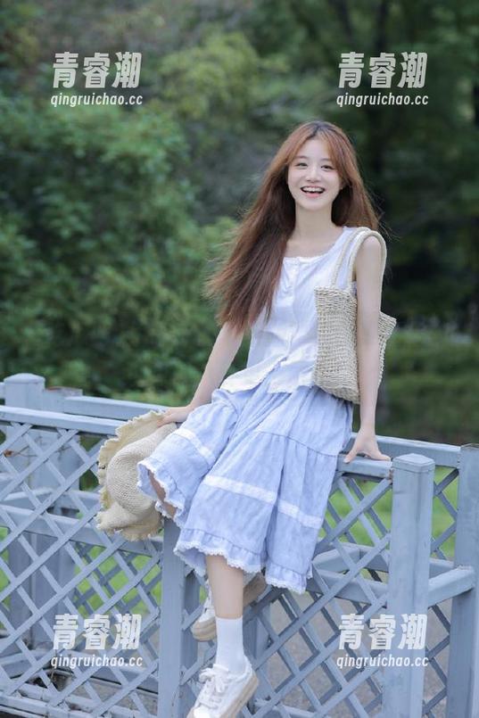 用吃瓜网苹果版，时刻刷新你的观点，八卦更上层楼！