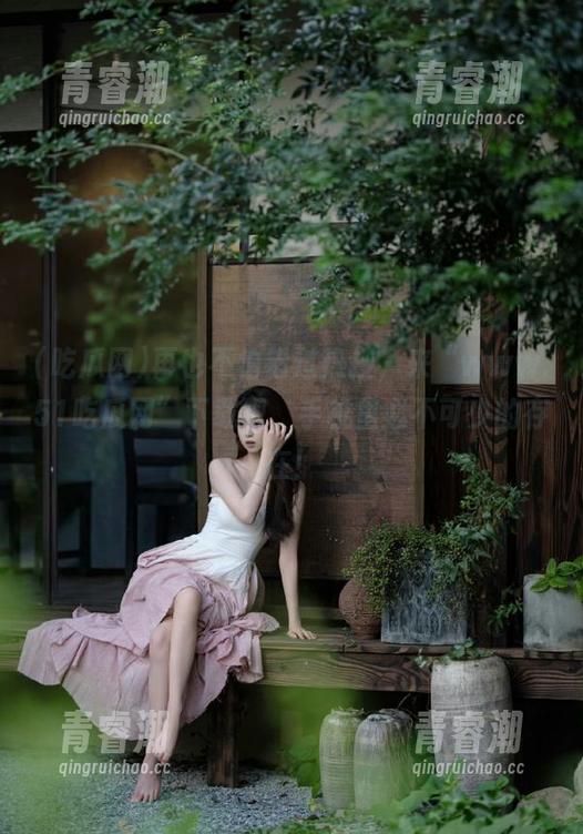 再也不怕错过热搜，来“www.51吃瓜网”下载吧，手机里必不可少的存在！