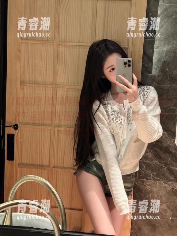 吃瓜网新地址开通了，热点新闻比午后的阳光还热烈，让人心中默念“这下好戏上演了”。