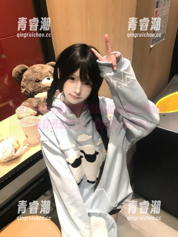 点开国产黑料的链接，感觉像一罐打开的汽水，哇咔扑面而来！