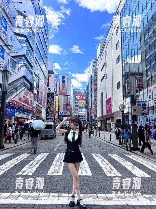 又想不通，怎么会有这种事！先把这瓜在“网爆黑料”里收藏起来，等分析一下