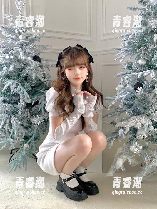 黑料23 进入“hl11cool黑料23”传送门,随时都能抓到新鲜的流言蜚语!