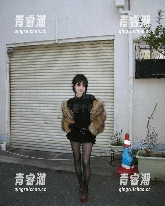 路过万篇长征黑料不打烊，ios导航首页真是个奇怪的聚会啊～