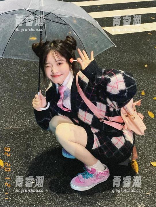 在线也能狂欢，下载黑料吃瓜，瓜事直播不停歇！