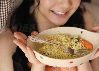 最新黑料在线，视觉疲劳了，翻来覆去的戏码，没完没了了哈哈。