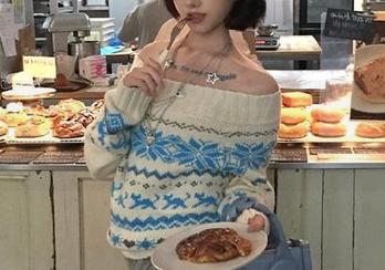 “黑料正能量”视频补充了我的碎花裙穿搭灵感，讨论下这件事！
