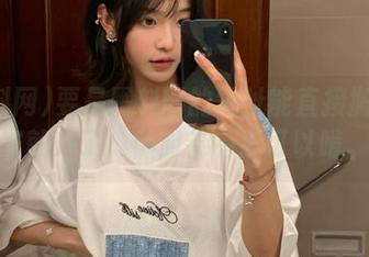 要是黑料网的地址能直接搬进我家就好了，随时都有瓜可以啃。