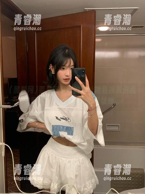 要是黑料网的地址能直接搬进我家就好了，随时都有瓜可以啃。