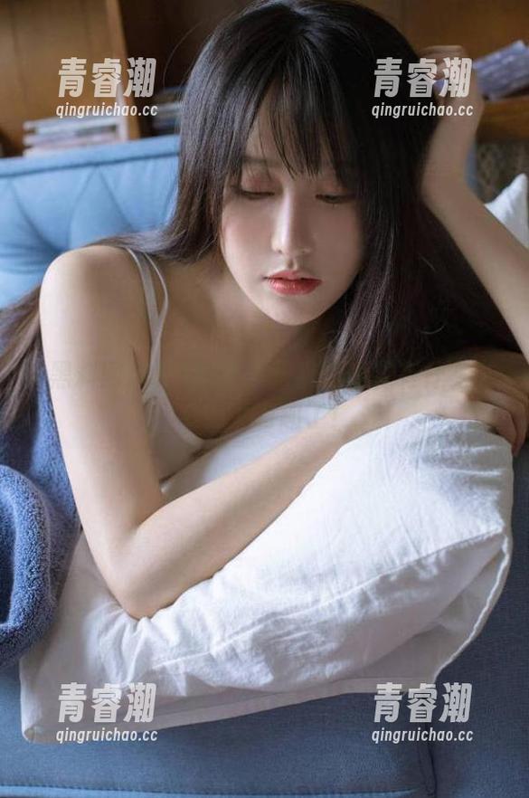 黑料网址和我的晚餐有什么关系？太有趣了！