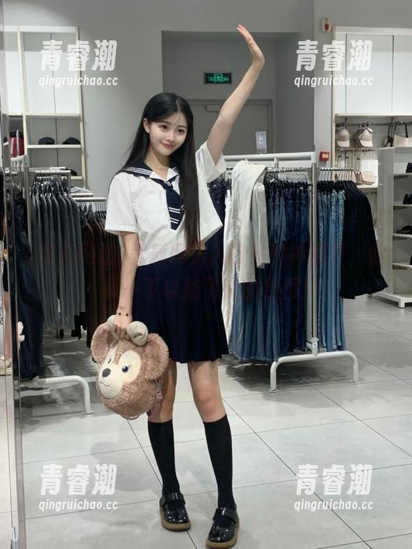 黑料网站入口各种神展开，收藏一下以防飞走的热度!