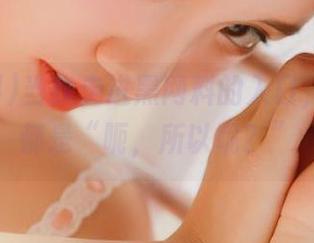 当我走进黑网料的入口，满脑子都是“呃，所以呢？”
